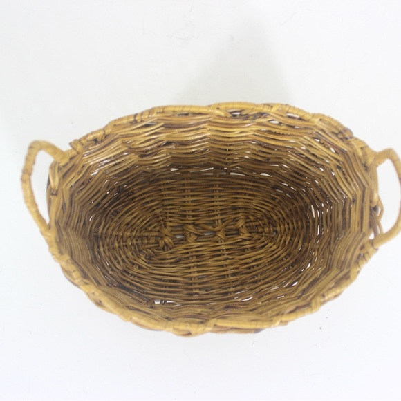 Small Vintage Hand Woven Basket with Handles - Picture 4 of 8